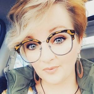 Meet your Posher, Jayme